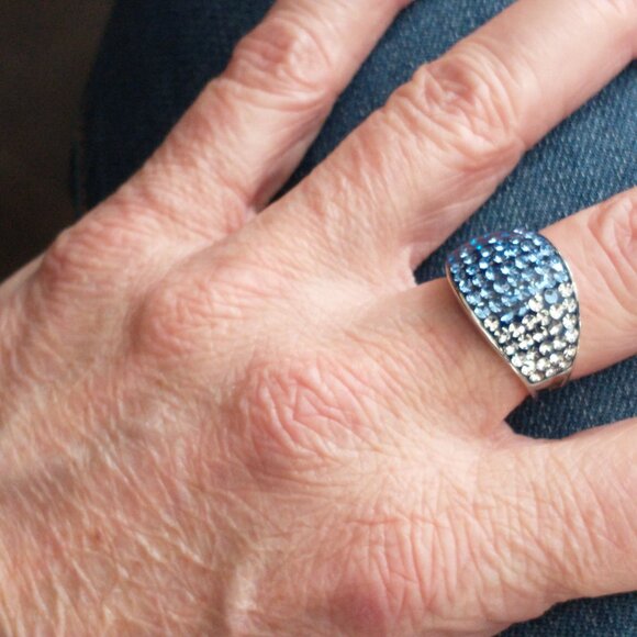 Ring - Picture 3 of 3